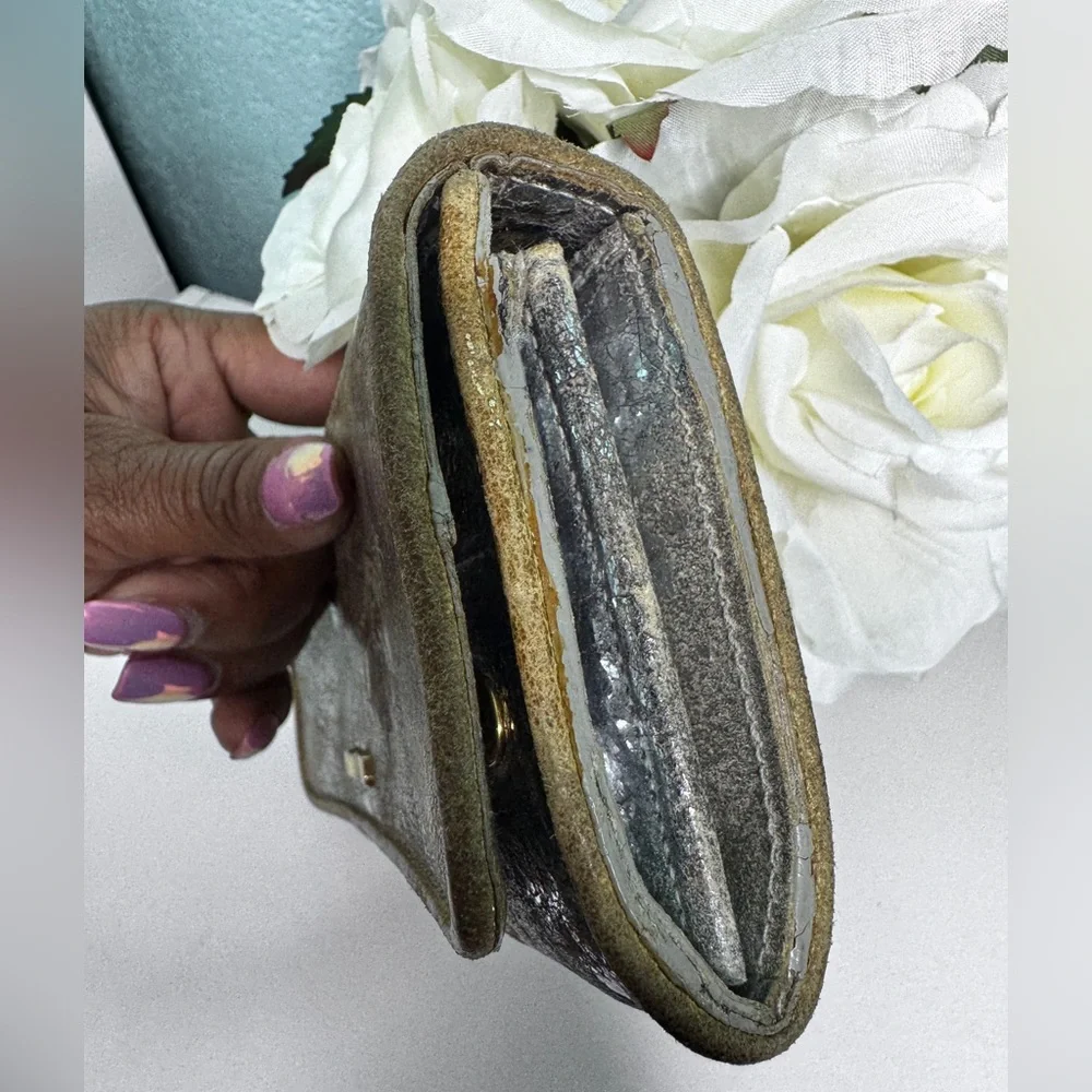 Miu Miu Cracked Metallic design Wallet